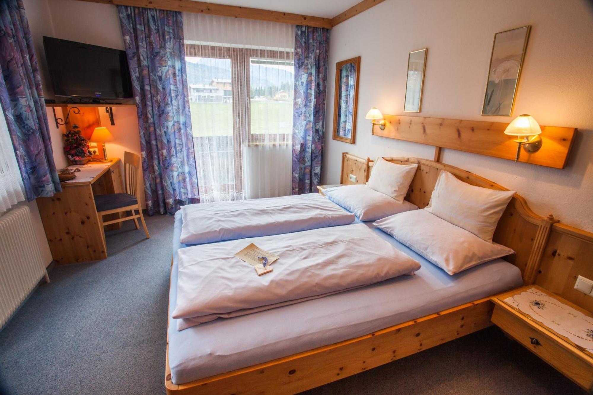 Haus Petersmann Hotel Ramsau am Dachstein Ngoại thất bức ảnh
